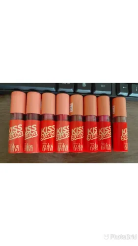 Batom kiss Hidra Avon novo por R$ 14,00 cada