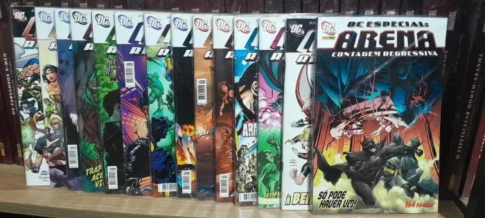 Hq Contagem Regressiva 13 volumes + Arena Especial DC Panini