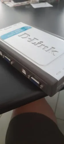 Switch KVM DKVM-4K 4 Portas D-Link