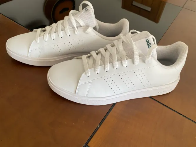 Tênis original adidas tamanho 44