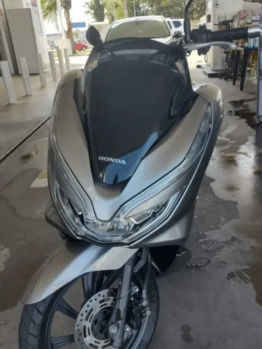 HONDA PCX 150cc 2019 Automática Prata com 37.420 km