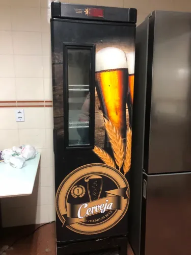 Visa cooler Metalfrio 287L