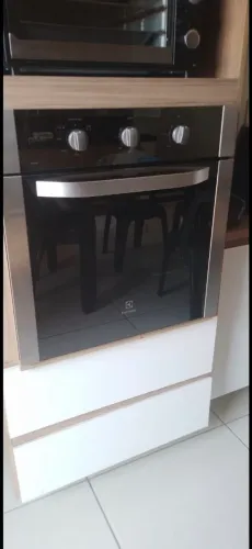 Forno de embutir Eletrolux