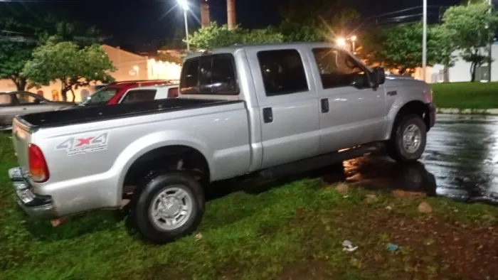 Ford F-250 XLT 3.9 4X4 CD TB Diesel 2011