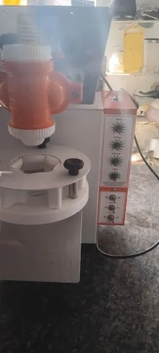 Vende se uma máquina compacta plinc de fz salgados
