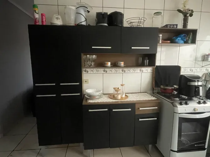 Armário de cozinha completo
