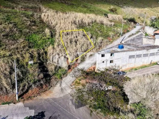 Lote Residencial à Venda no Bairro São Francisco de Assis, em Cachoeiro de Itapemirim