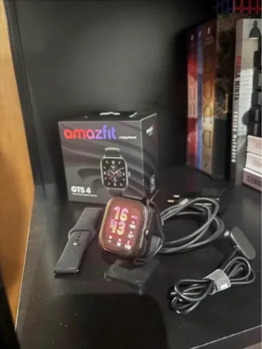 Smartwatch Amazfit Gts 4, usando em perfeitas condições.