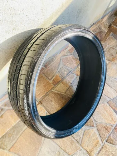 Pneu 165/35 17 Perfil Baixo