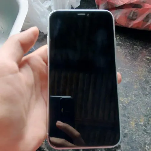 Vende iPhone XR de 750,00 sem nenhum problema