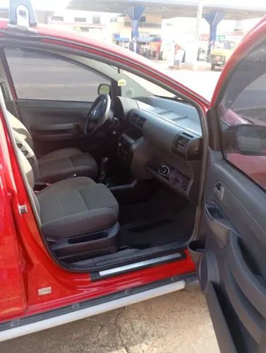 Volkswagen Crossfox 1.6 MI Total Flex 8V 5P 2010
