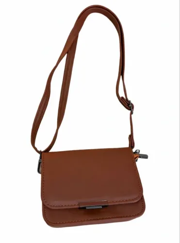 Bolsa marrom pequena