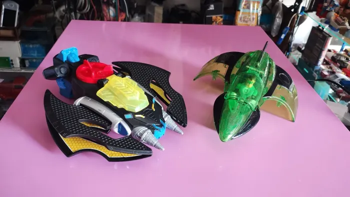 Batman Imaginext e nave lanterna mais nave