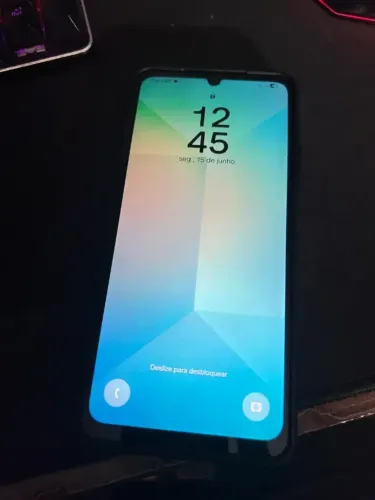 Celular (Troco por Guitarra)