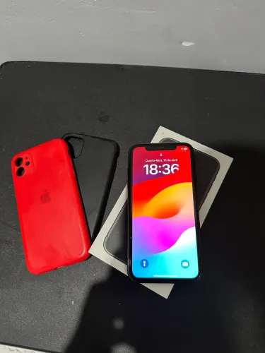 iPhone 11 64 gigas perfeito estado