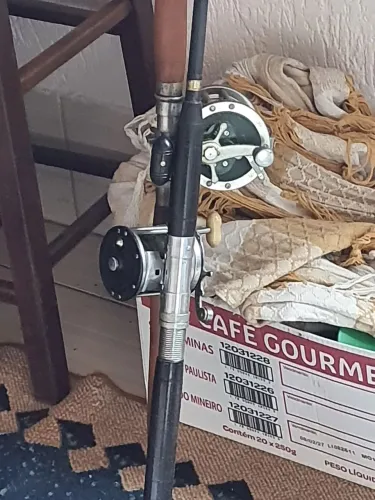 Conjunto de vara com carretilha