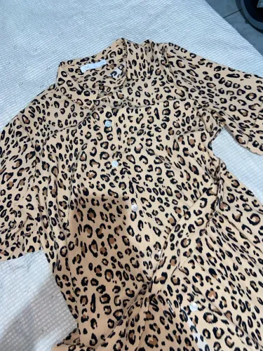 Vestido tamanho PP, mas veste até um M
