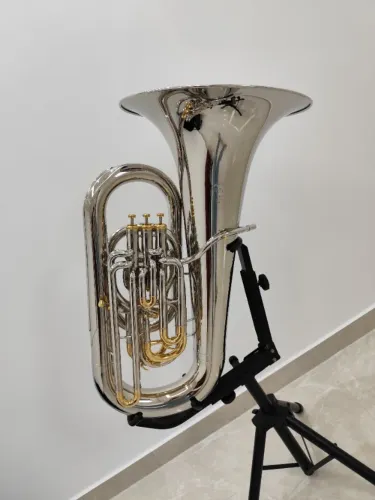 Tuba 4/4 Compensada Tokai TB-403NL MIB - Níquelada c/ Laqueado - Aceito troca -Parcelo 18x