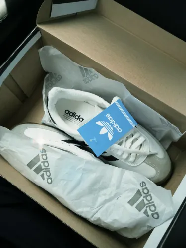 ADIDAS SAMBA