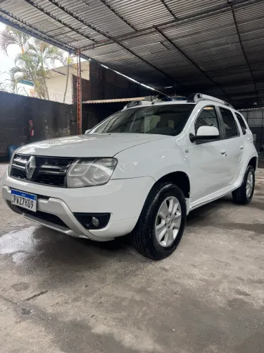 Renault Duster Dynamique 2.0 Hi-flex 16V Aut. 2016