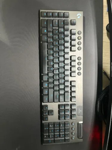 Teclado Logitech G915 - Alto desempenho | Excelente estado