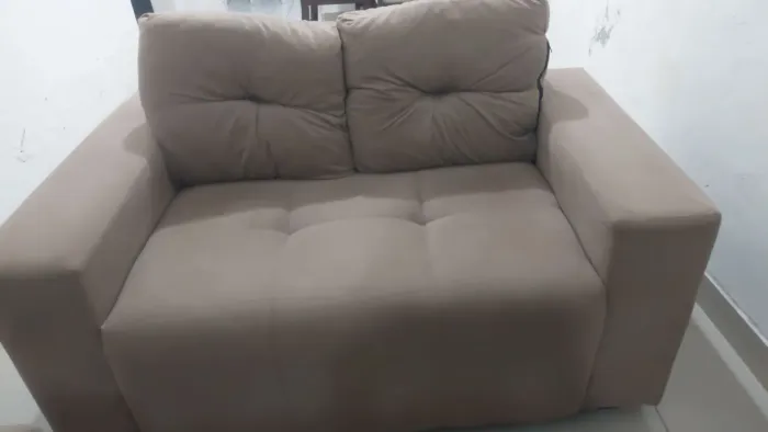 Sofá 2 e 3 lugares semi novo 
