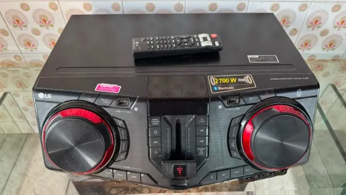 Mini System LG XBoom CJ98 - Potência Total [Adicionar a Potência do seu, ex: 3500W] RMS (E