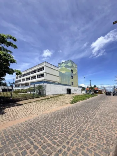 Prédio, 8500 m² - venda por R$ 6.800.000,00 ou aluguel por R$ 100.000,00/mês - Igapó - Nat