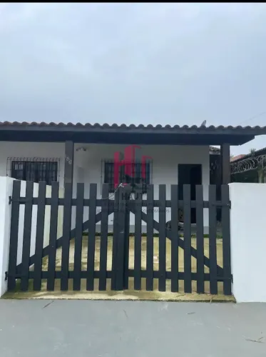 Casa Independente para Locação Definitiva a 300 Metros da Praia da Maranduba