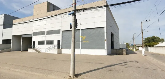 Galpão Industrial à Venda em Tijucas | 1.562 m² | 9 m de Pé-Direito | Doca