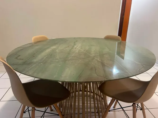 Mesa em quartizito taiga 