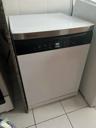 Lava Louças Electrolux 14 Serviços Branca com Função Higienizar Compras (LL14B) 127V