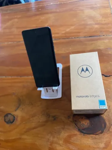 Motorola Edge 40 Neo 256GB.