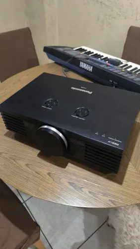 Projetor Panasonic PT AE4000 u