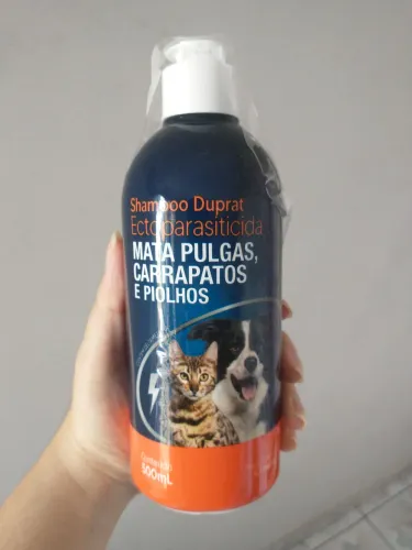 Shampoo antipulga para cães (novo)