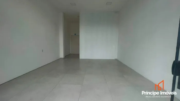 Sala comercial com no Bom Retiro em Joinville