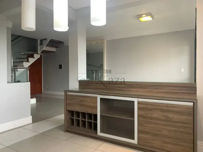 Imóvel para aluguel tem 155 metros quadrados com 3 quartos