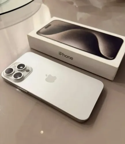 IPHONE 15 PRO MAX CINZA TITÂNIO - IMPECÁVEL