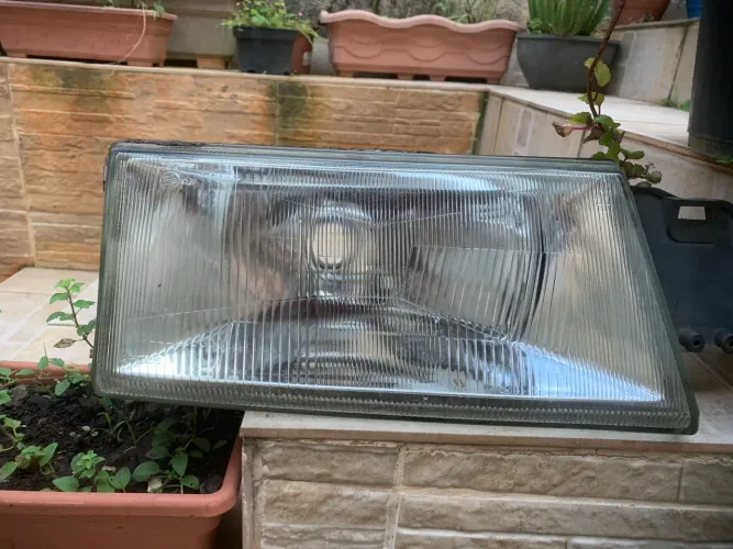 Farol Direito Tempra 92/95