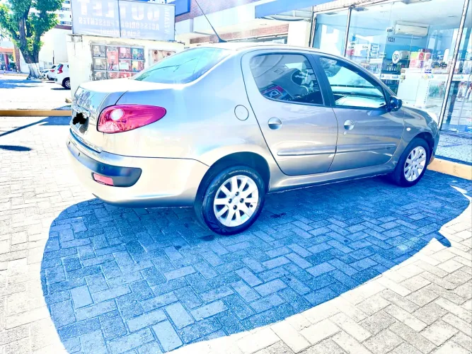 Peugeot 207 Sedan Passion XS 1.6 Flex 16V 4P 2011