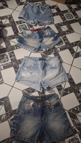 Vendo essas Bermudas, feminina, muito bem consevadas. Tamanho 36
