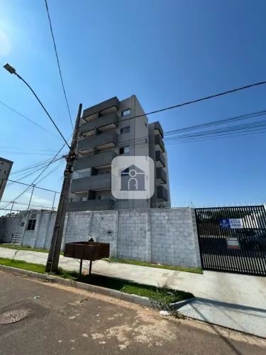 Apartamento com 47m² para locação no bairro Chácaras Panorama