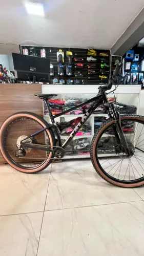 Bicicleta Caloi Explorer EVO