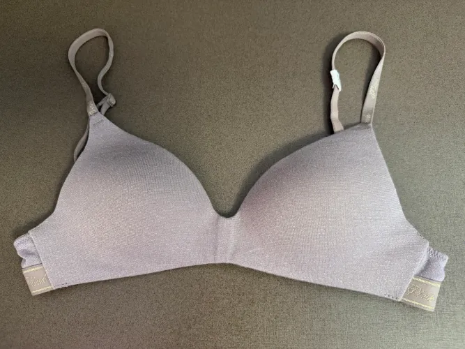 Sutiã Nude Brilho Lurex Original Linha Pink Victoria Secret TAM 40 (P)