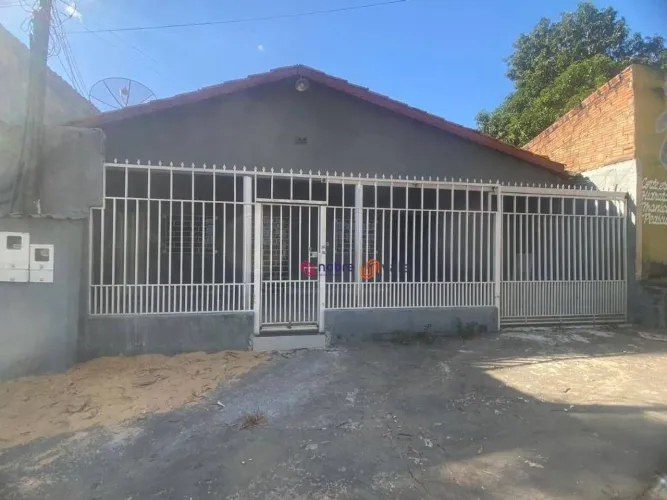 Casa com 5 dormitórios para alugar por R$ 3.500,00/mês - Jd Aureni IV - Palmas/TO