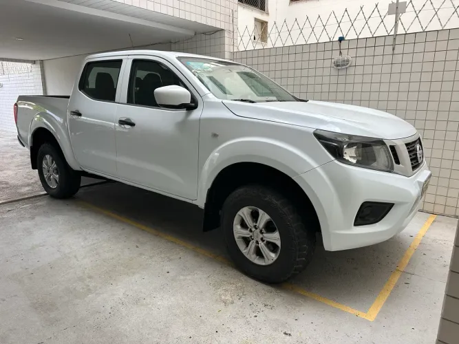 Nissan Frontier S CD 4X4 2.3 TB Diesel Mec. 2022