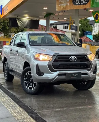 Toyota Hilux CD 4X4 2.8 Diesel Mec. 2021