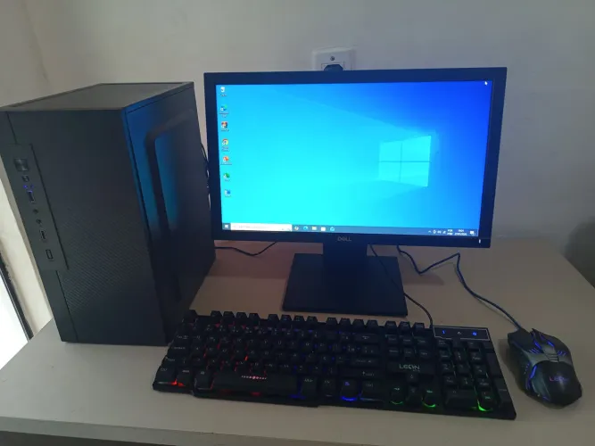 computador core i5-7400 8GB RAM DDR4 SSD tela 20 polegadas 