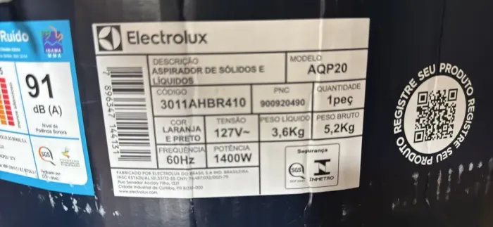 Aspirador de pó e água