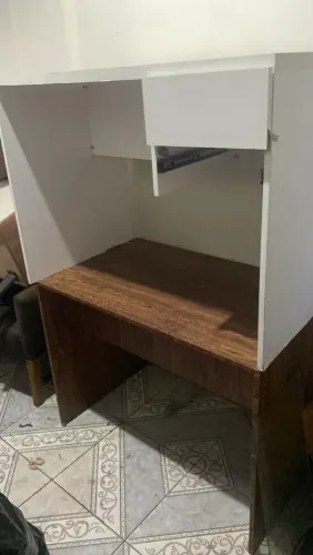 Vendo birô de MDF 250$ cada